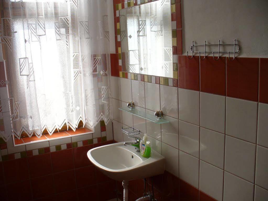Český Krumlov Penzion Dora מראה חיצוני תמונה