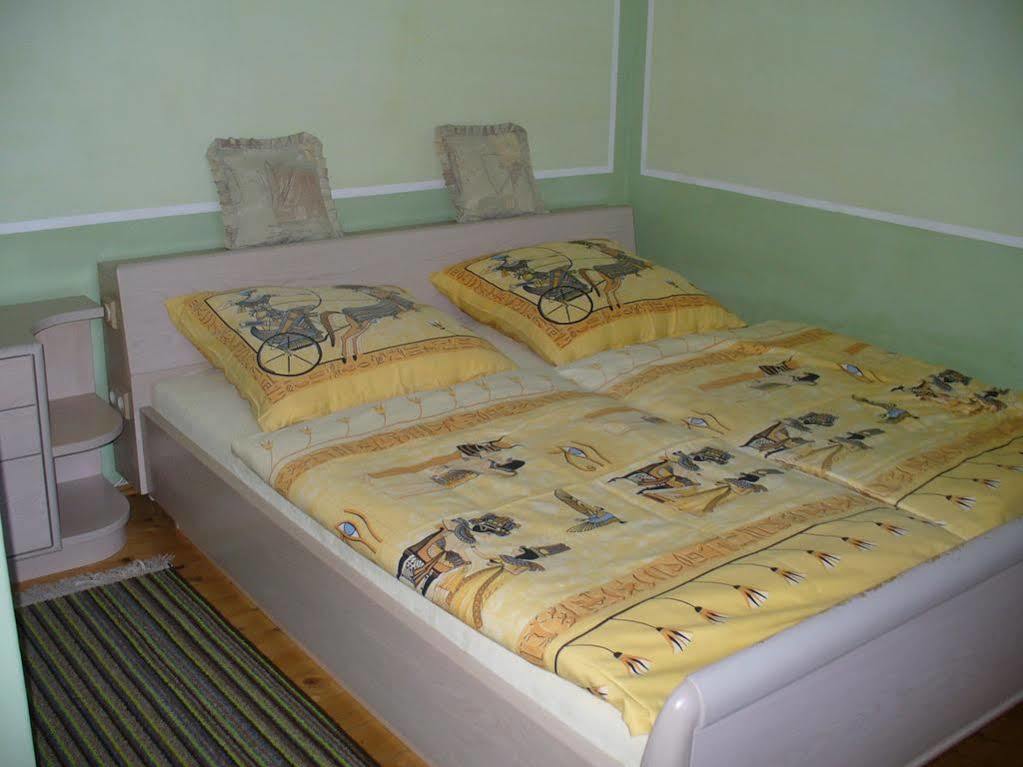 Český Krumlov Penzion Dora מראה חיצוני תמונה